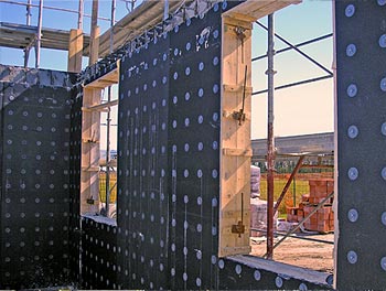 Inserimento Porte e Finestre in muro Plastbau